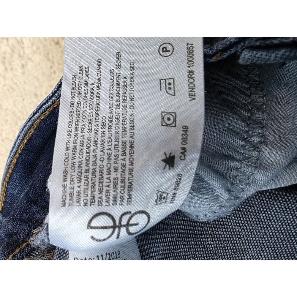 Skinnygirl Jeans Womens 25 High Rise Julie Crop Flare Injeanious Stretch Studded